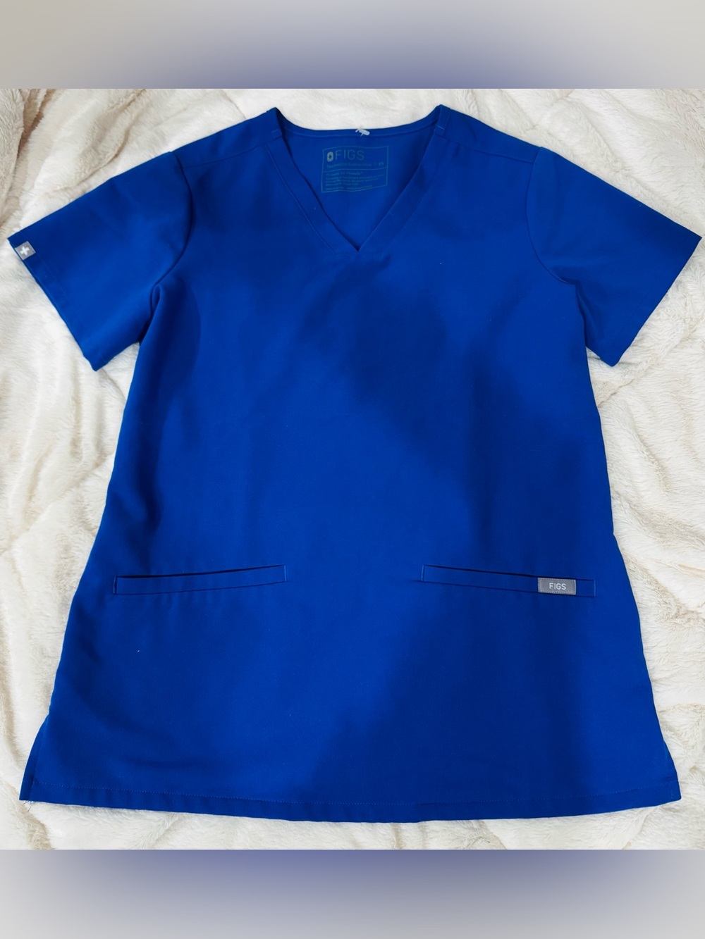FIGS Women's V-Neck Tunic Top in Deep Royal Blue Casma 3 pocket